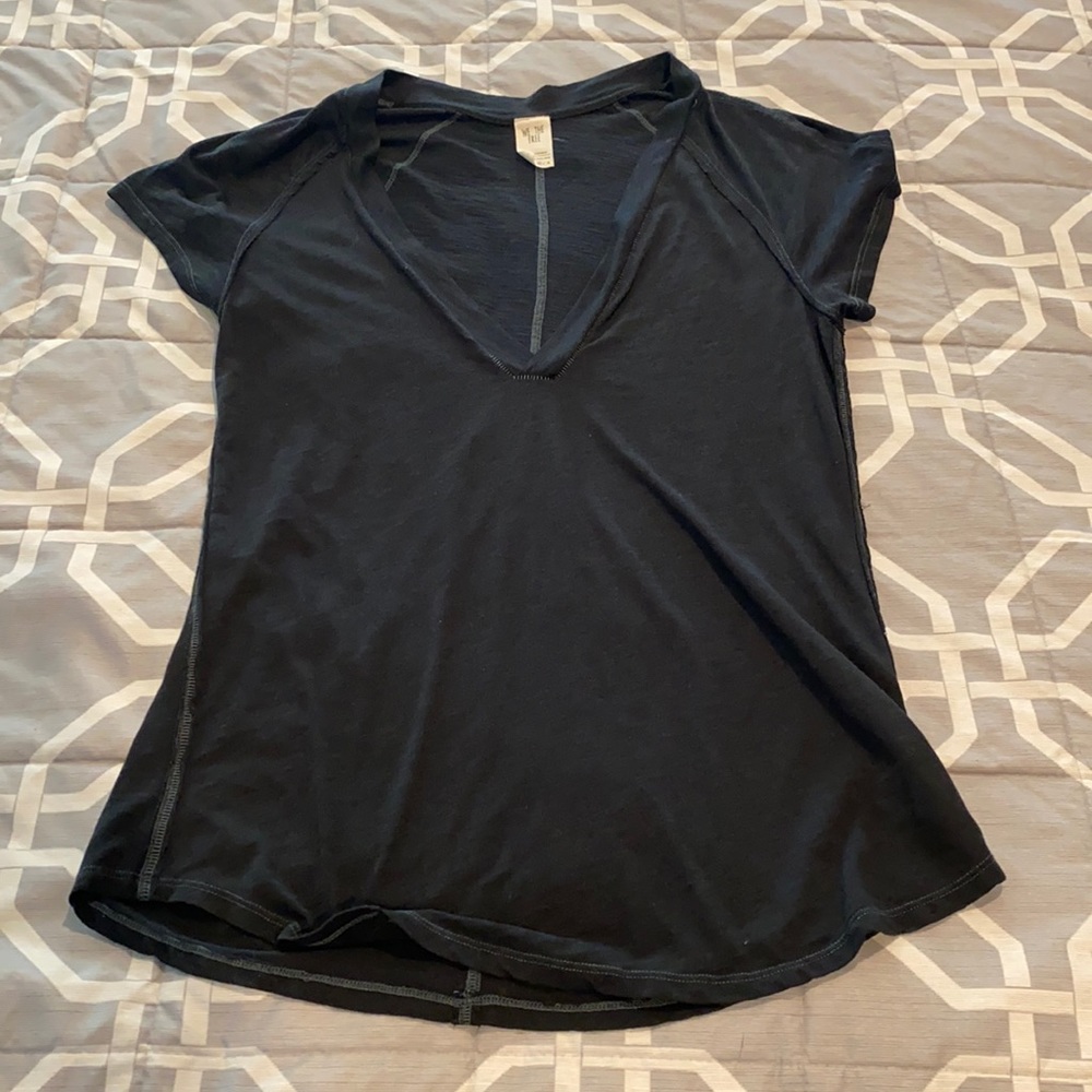 Free People black v neck T-Shirt